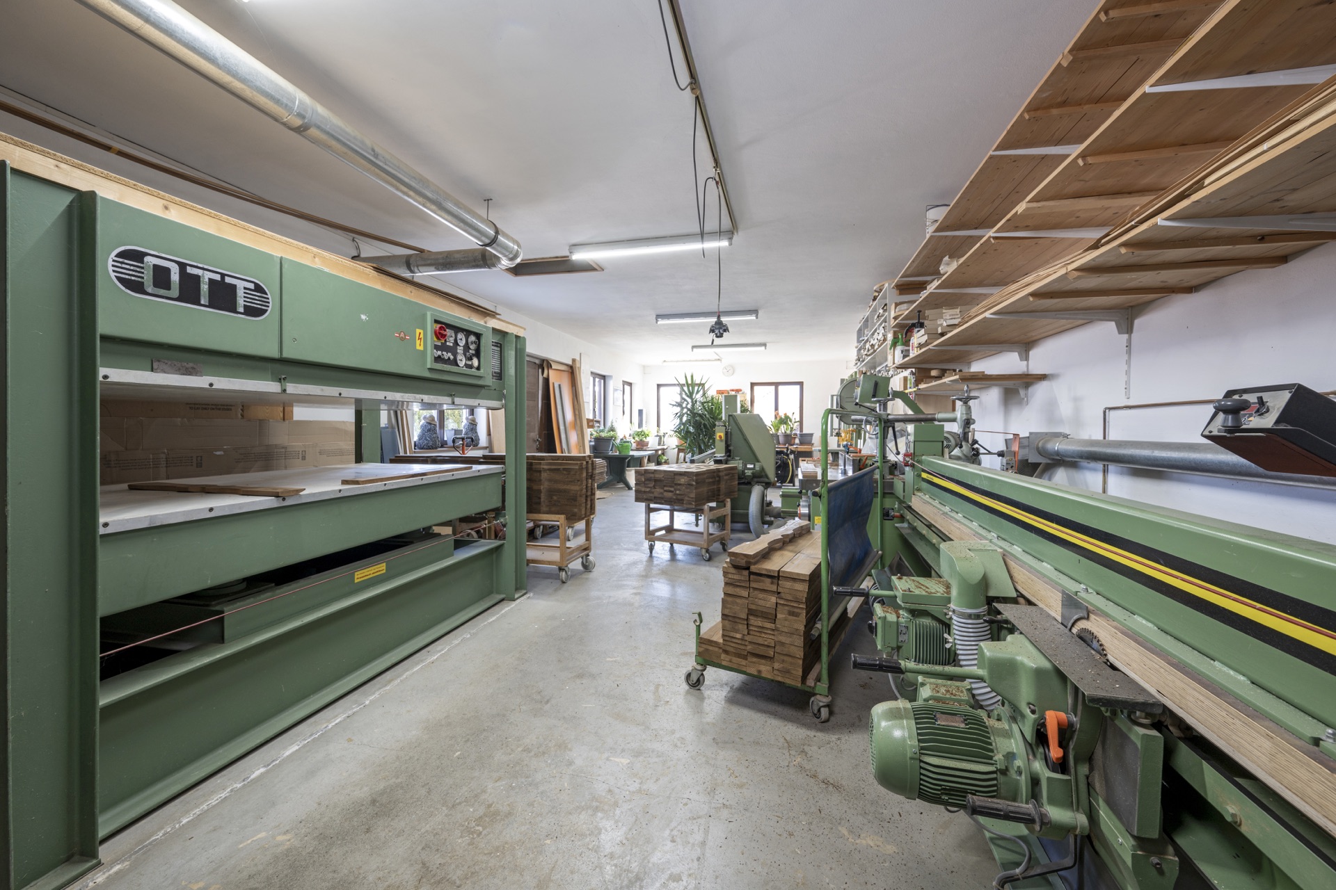 Tischlerei-Werkstatt am Hof